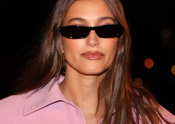 Hailey Bieber ve Saint Laurent SL 557 Gözlükleri: Zarif Bir Tarzın İkonu